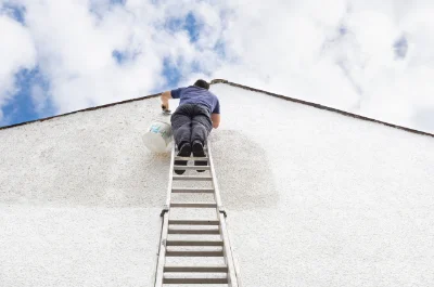 Peinture extérieure à Bourgon — façades et ravalement